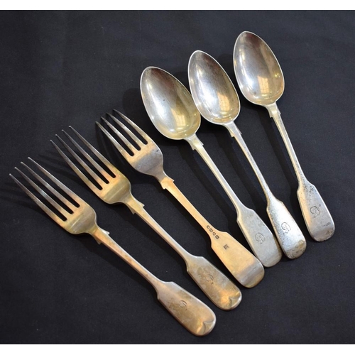 947 - A trio of Victorian silver table spoons, H J Lias & Son, London 1855;  other similar forks, 1872, 26... 