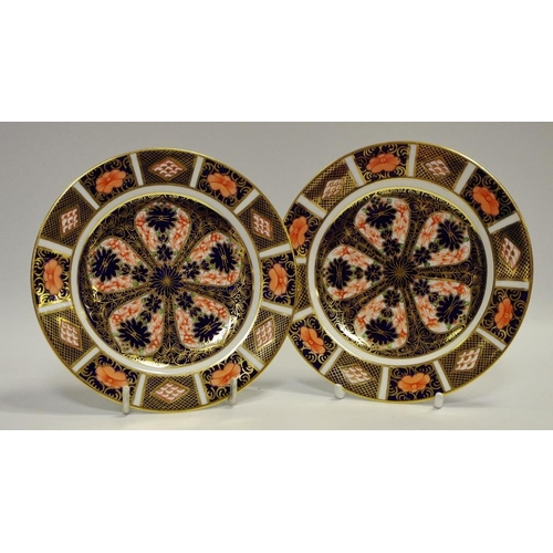 23 - A pair of Royal Crown Derby 1128 pattern side plates