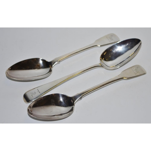 313 - Three George III silver serving spoons, various makers c.1800 217g gross