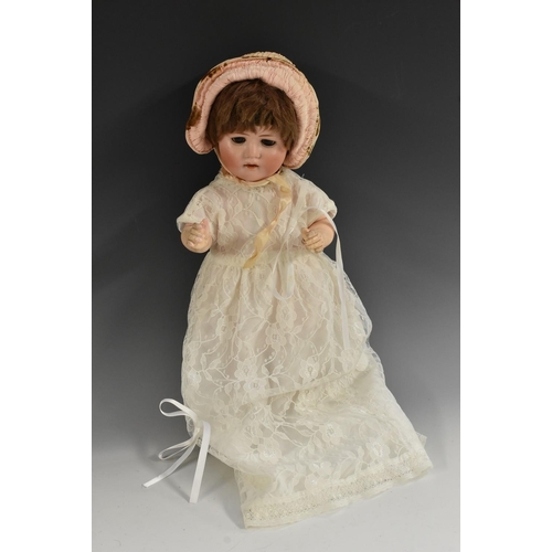 3119 - Max Handwerck - a Bebe elite bisque head socket doll, sleeping brown eyes, open mouth, short brown h... 