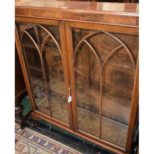 552 - An early-mid 20th century mahogany display cabinet