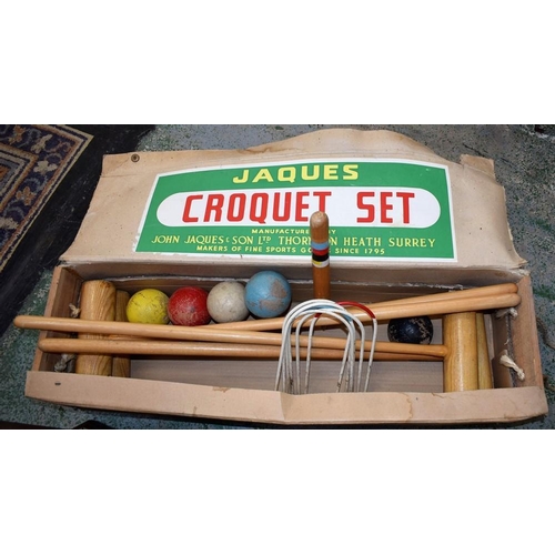 564 - A Jaques croquet set