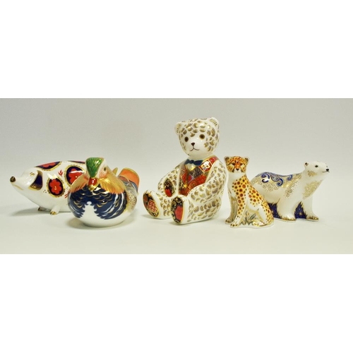 71 - A Royal Crown Derby Mandarin Duck paperweight; another Cheetah; Bear; Pig, etc (5)