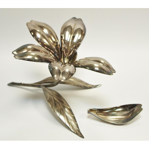 76 - Smoking interest - an unusual silver plated flower centre piece by S. Agudo, removable petals being ... 