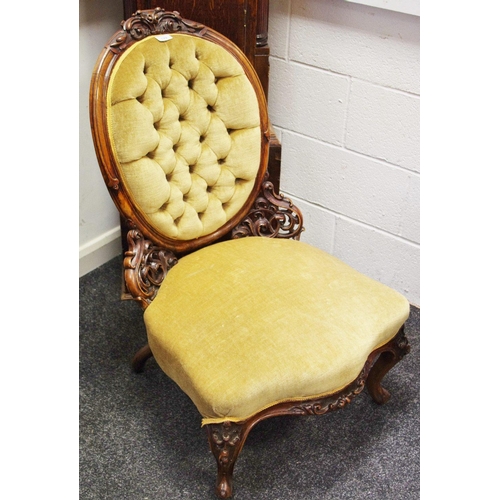 129 - A Victorian button back nursing chair