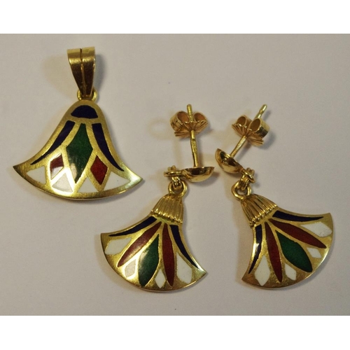 175 - A continental yellow metal & enamel fan shaped pendant and conforming earrings 15.8g