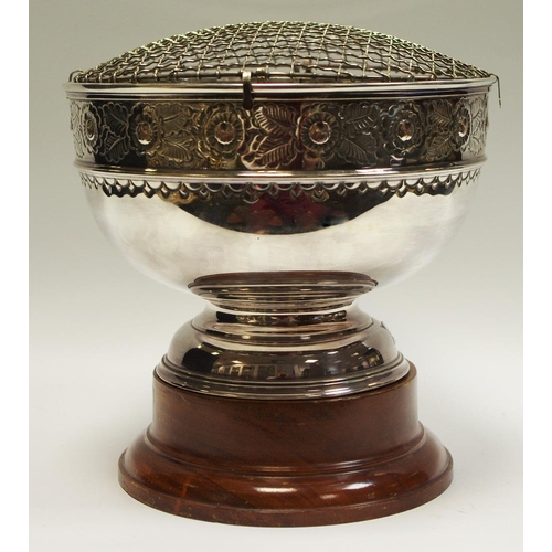 42 - An EPNS rose bowl, embossed and chased with flowering foliage; turned base