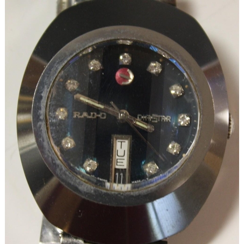 5229 - A retro Rado Diastar day/date wristwatch