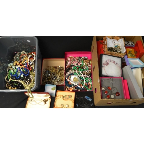 5360 - Costume Jewellery - a large collection of beads, pendants, necklaces, bracelets, dress rings, choker... 