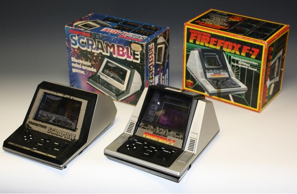 Vintage Gaming - a retro 1980's Grandstand Games table top