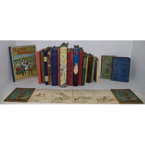 79 - Juvenalia - Books - Willy Pogany Children 'Hiawatha' panoramic pull out book,published George G. Har... 