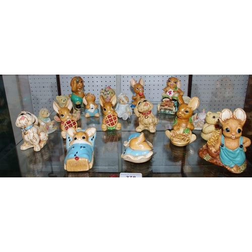 378 - A Qty of Pendelfin figures and Cherished Teddy figures.