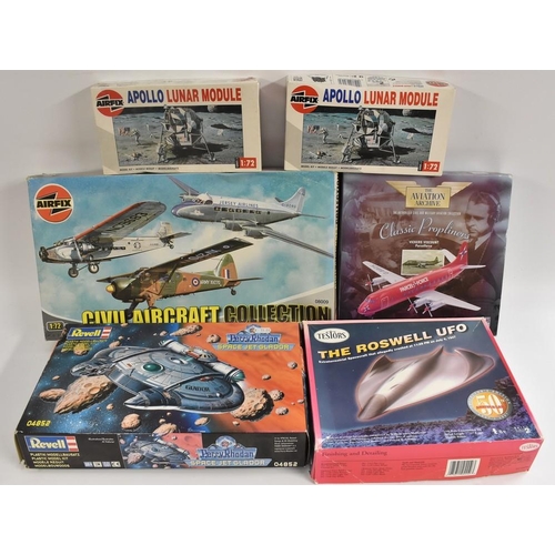 3136 - Model Kits - Science Fiction Revell, 04852, Perry Rhodan Space Jet Glador, Testors The Roswell UFO, ... 