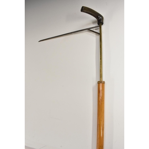 3051 - A 19th century gentleman's malacca horse measuring walking cane, L-shaped horn handle enclosing a sc... 