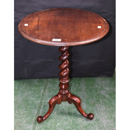 160 - A 19th century mahogany wine/occasional table, near-circular top, spirally turned column, cabriole l... 
