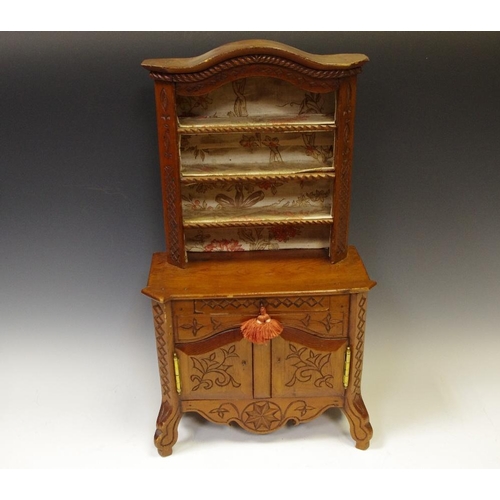 162A - Miniature Furniture - a Continental dresser, early 20th century