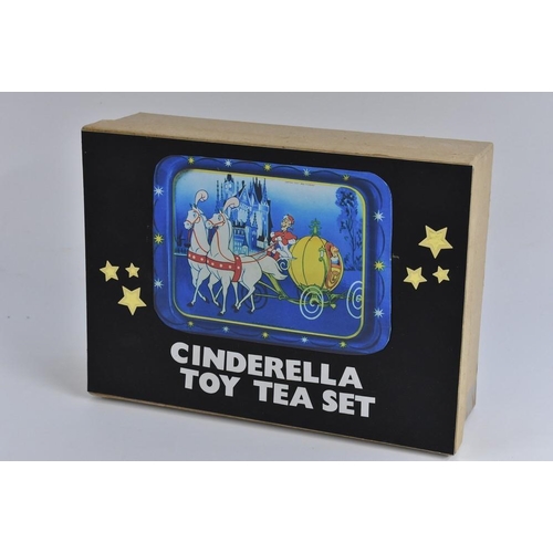 125 - Tinplate - a Cinderella tea set, by permission of Walt Disney, Mickey Mouse Ltd, made in England