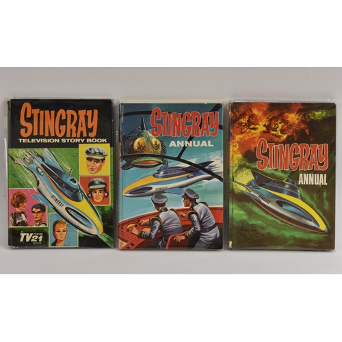 299 - A Stingray TV story book; a Stingray annual, 1965; Stingray annual, 1966 (3)