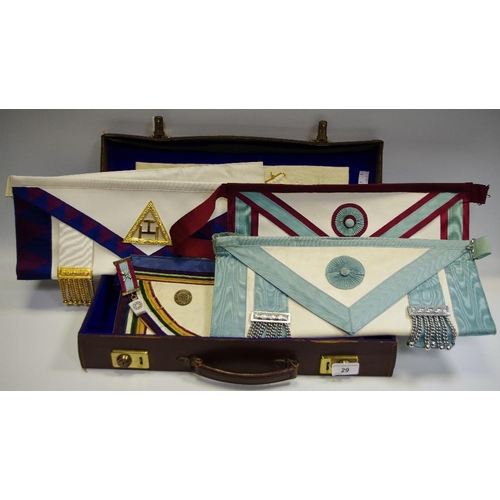 29 - Masonic Interest - Masonic aprons in leather case