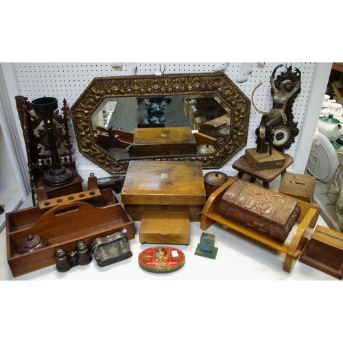 61 - Boxes & Objects - a Victorian mahogany writing box, vacant brass cartouche; a Victorian oak baromete... 