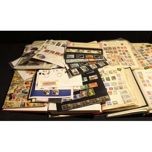 438 - Stamps - World material, albums, covers, packs, loose, some GB p/packs, etc, World bank notes