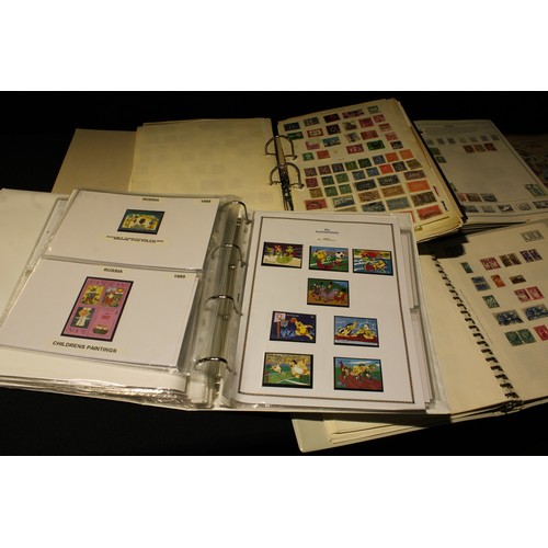 448 - Stamps - a collection of worldwide stamps in eight albums (8)