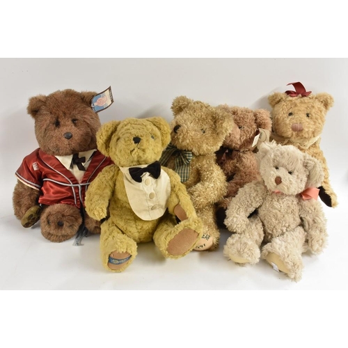 3063 - Stuffed Toys - a novelty Gund The Last Elegant Bear, by Dennis Kyte, others Russ Alanna, Russ Palmer... 