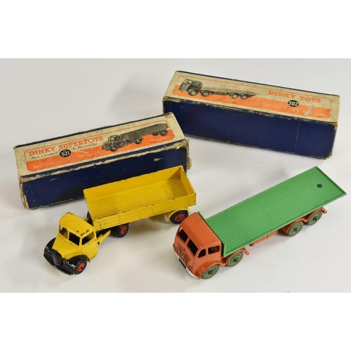 3237 - Dinky Toys - a 502 'Foden Flat Truck:, orange cab and chassis, green back, green hubs with grey tyre... 