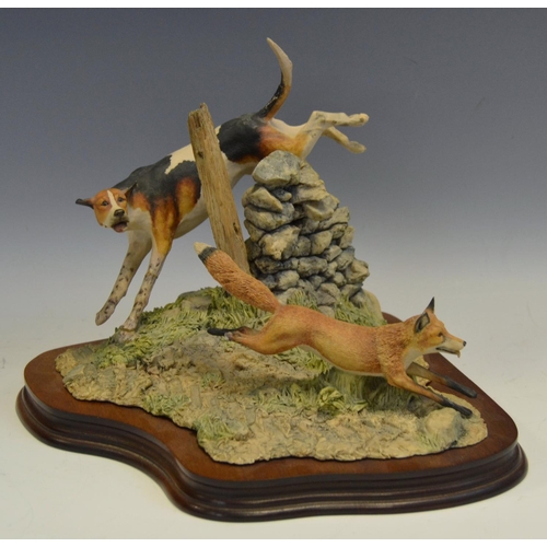 782 - A Border Fine Art model, Fox and Hound,  designed by E Macallister, limited edition 279/500