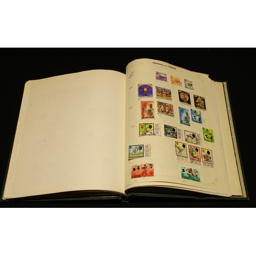 430 - Stamps - QEII stamp album, Br Commonwealth A-Z sets and part sets, 100's of stamps, used and MM