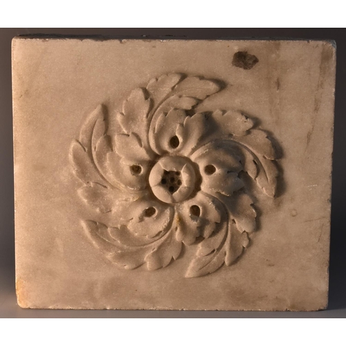 3075A - A George III Neoclassical marble architectural fragment, probably from a fireplace mantel, carved in... 