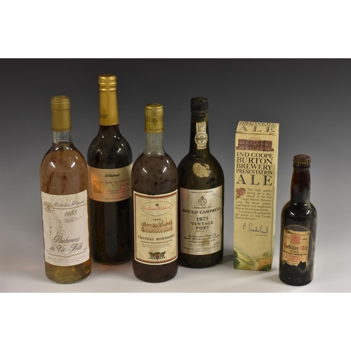 3536 - Château Bonnieres 1975, Appelation Haut-Montravel Contrôlée, 73cl, label fair, level just below neck... 