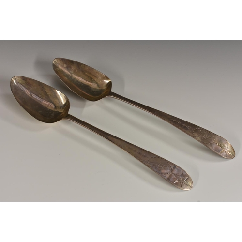 20 - A pair of George III Irish Bright-cut Pointed Old English pattern table spoons, 26cm long, William H... 