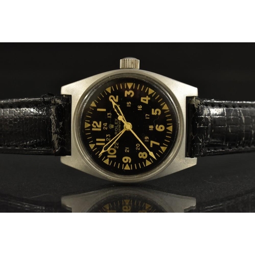 3043 - Watches - a Mechanical military type wristwatch, black dial, Arabic numerals, centre seconds, manual... 