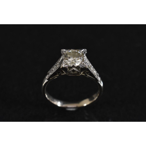 3203 - A diamond solitaire ring, round old brilliant cut diamond approx 1.0ct, within Art Deco box claw cro... 