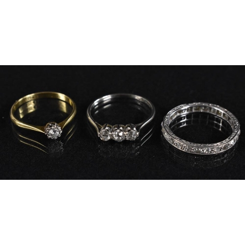 3216 - Rings- a diamond trilogy ring, each approx 0.07ct, total estimated diamond weight approx 0.21ct, pla... 