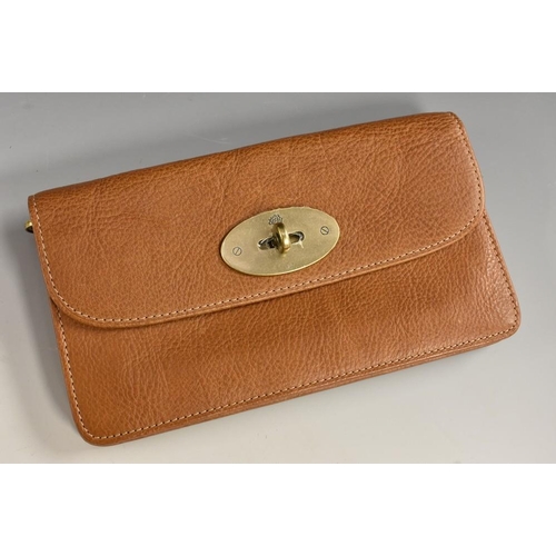 3384 - A Mulberry long locked natural oak purse