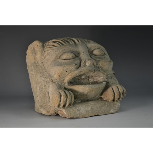 5127 - A Medieval style stone gargoyle or corbel, as a stylised lion, 14cm wide