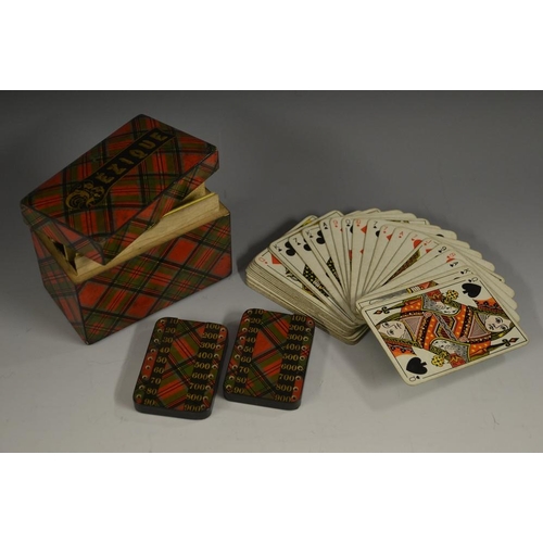 5205 - A Victorian Tartan Ware bézique box, push-fitting cover enclosing De La Rue & Co markers and cards, ... 