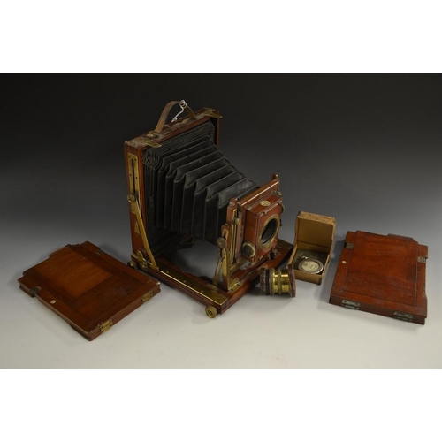 5864 - A Thornton Pickard brass-mounted mahogany plate camera, fitted with Thornton Pickard Time & Instanta... 