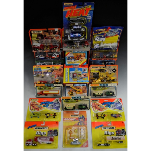 5246 - Matchbox Toys - Triple Heat three scale set; Police car;  others Super Rigs, Lightning, Real Talkin ... 