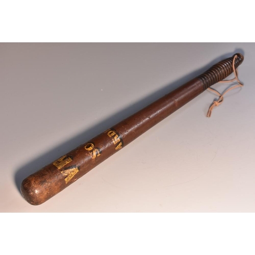 3752 - A Victorian truncheon, inscribed in gilt VR SC ARDP, ring turned grip, 44cm long