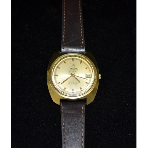 3028 - Omega - a gentlemen's gold-plated Omega electronic f300 Hz Genève chronometer wrist watch, c.1970.  ... 