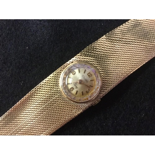 3009A - A vintage Duward King lady's bracelet watch, circular silvered dial, quartered Arabic numerals, bato... 