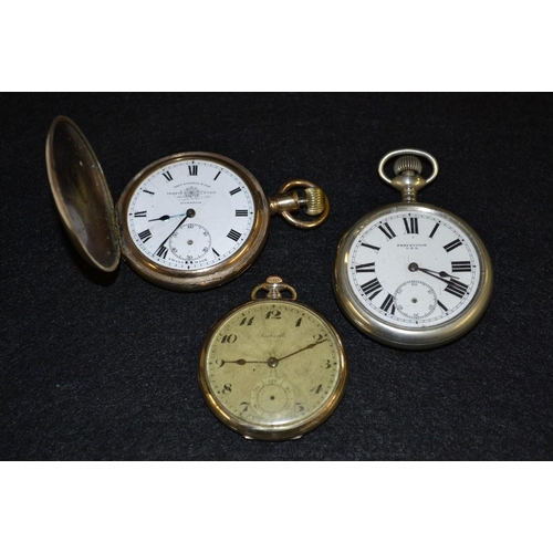 3111 - Watches - a Thomas Russell gold plated hunter pocket watch, white dial, Roman numerals, minute track... 