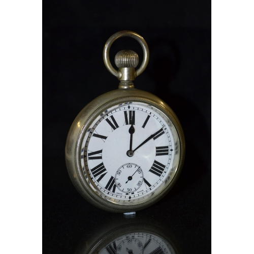 3135 - A Screw back top wind Swiss open face pocket watch, white dial, bold Roman numerals, minute track, s... 