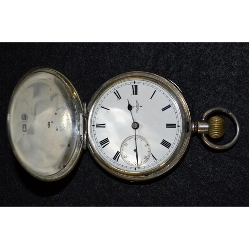 3142 - An Edwardian silver full hunter pocket watch, white dial, Roman numerals, minute track, subsidiary s... 