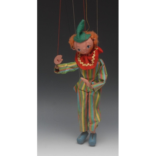 402 - SS Clown - Pelham Puppets SS Range, round wooden head, painted features, blue eyes, composite hands,... 