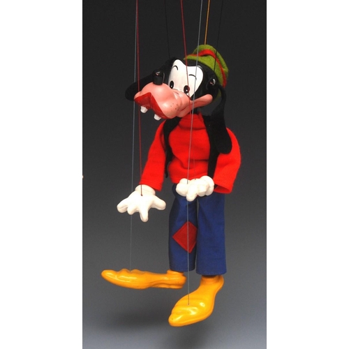 505 - SL Goofy, Walt Disney character - Pelham Puppets SL Range, moulded head, plastic arms and legs,  com... 