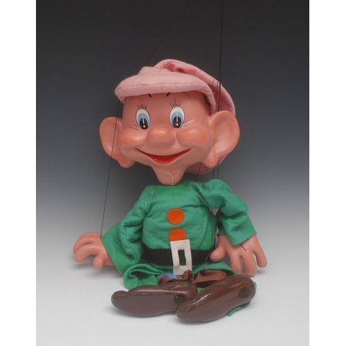 607 - Animated Snow White and the Seven Dwarfs - Pelham Puppets Display Range, moulded head and hands pain... 